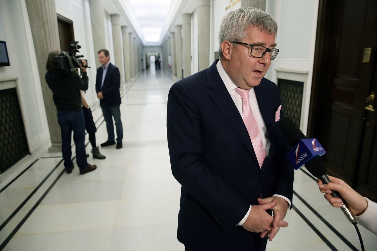 Ryszard Czarnecki: rząd nie da się sterroryzować, uchodźców nie będziemy przyjmować