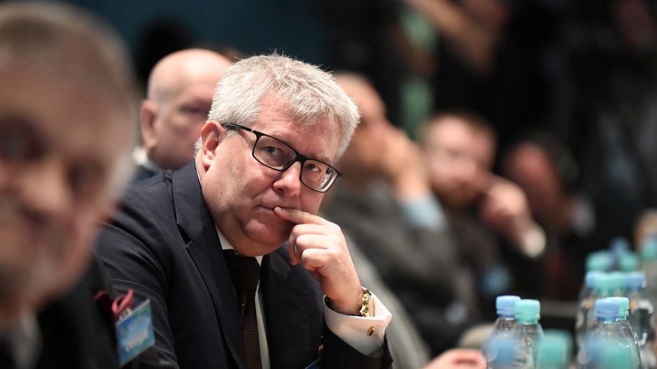 Ryszard Czarnecki może ponieść konsekwencje słów skierowanych do Róży Thun