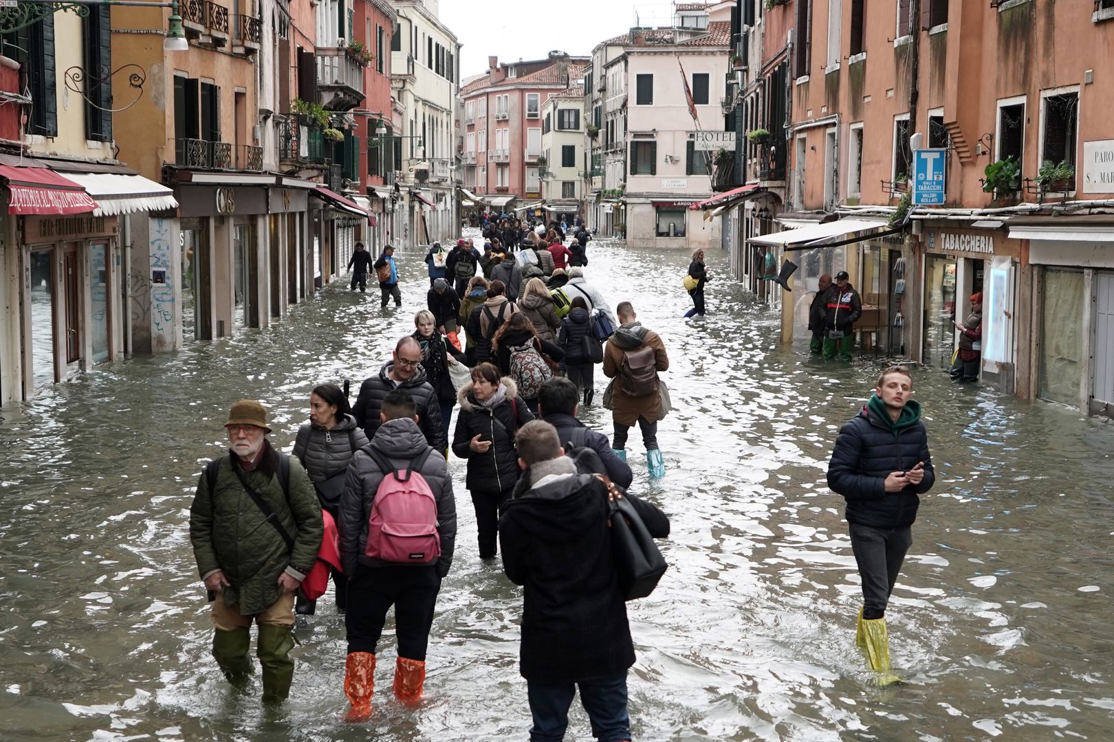 Powódź w Wenecji. Relacja Polki: jest naprawdę ciężko