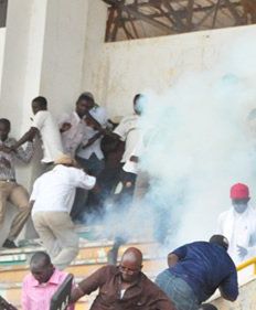 Wybuch paniki na stadionie w Dakarze. Są zabici i ranni
