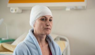 Na Wspólnej. Julka zaginie. Operacja Elżbiety pod znakiem zapytania (odcinek 2945 - streszczenie)