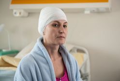 Na Wspólnej. Julka zaginie. Operacja Elżbiety pod znakiem zapytania (odcinek 2945 - streszczenie)