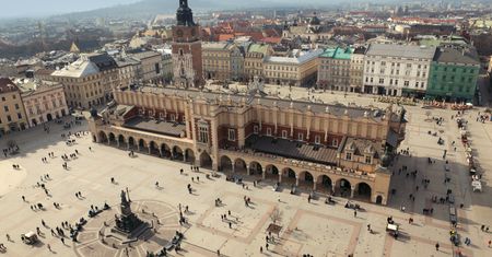 Można wynająć kram w krakowskich Sukiennicach. Po raz pierwszy od 24 lat!