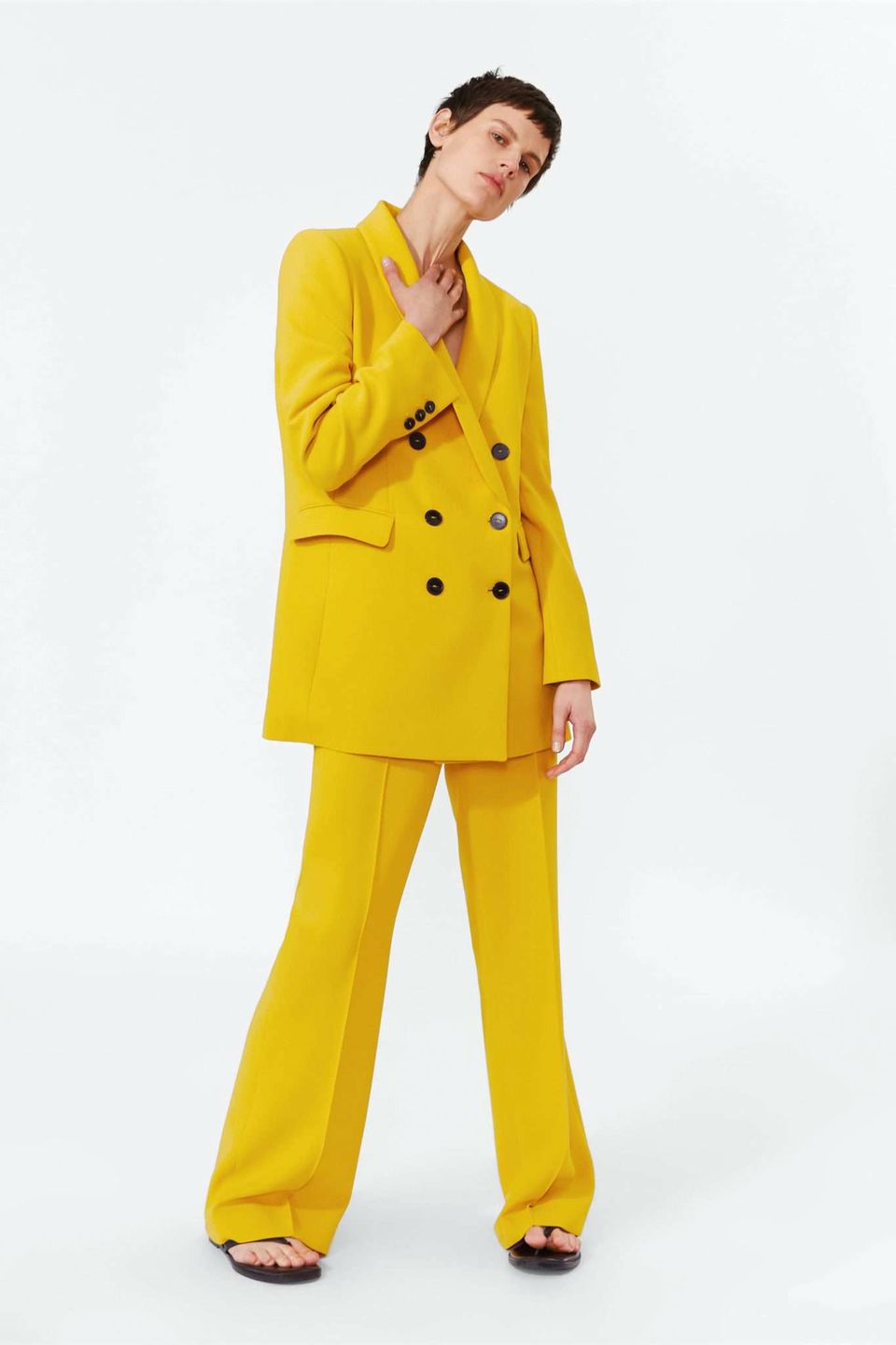 Zara – żółty garnitur, który miała na sobie Małgorzata Rozenek