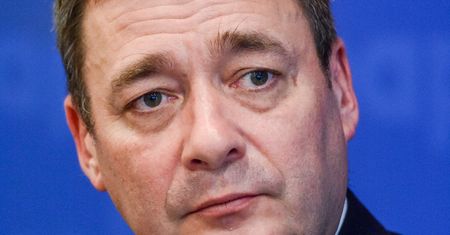 Jacek Rozenek przeszedł udar. Przyjaciele go wspierają