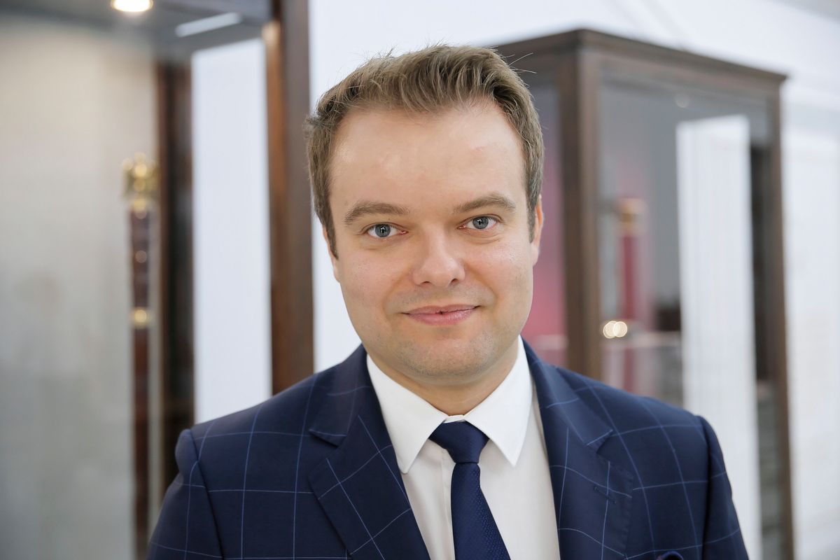 Rafał Bochenek: nie pozwolimy, by prezydent Emmanuel Macron pouczał nasz rząd i Polskę
