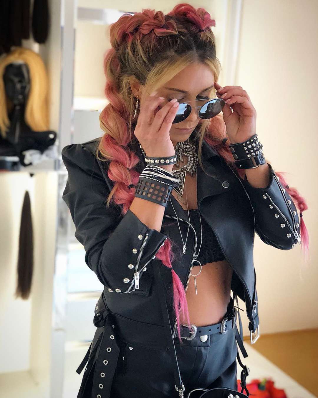 Małgorzata Rozenek - stylizacja na koncert Guns N’ Roses