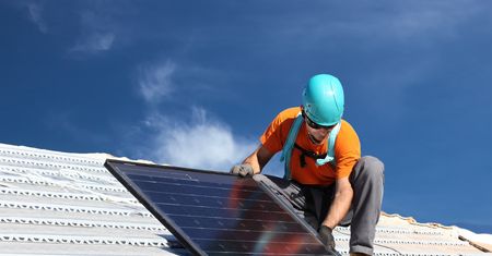 Droższy prąd to dla nich czysty zysk. Prosumenci mogą w ogóle nie płacić za energię i ogrzewanie. Mamy dowody