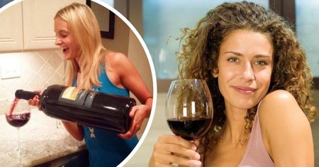 Wypij czerwone wino przed snem, a schudniesz! Naukowcy mają na to dowody