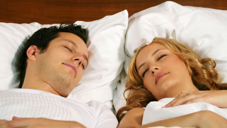 Szkodliwe dla zdrowia jest długie spanie w weekend 