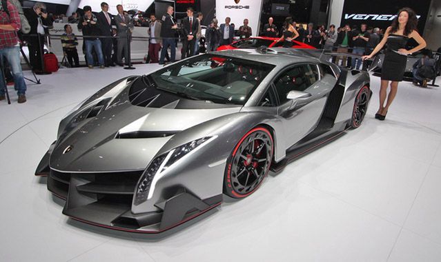 Lamborghini Veneno: materiał na plakaty