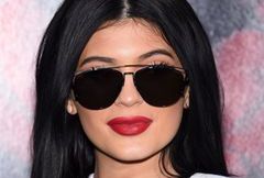 Ile operacji plastycznych miała Kylie Jenner?