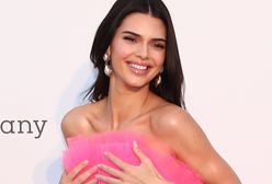 Kendall Jenner zachwyciła w Cannes. Wybrała sukienkę z sieciówki