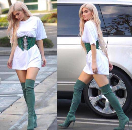 Kylie Jenner w gorsecie