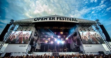 Festiwale muzyczne w Polsce i za granicą – ile kosztują?