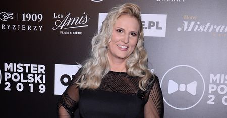 Dominika Tajner wychodzi na prostą. W sukience z głębokim wycięciem przyćmiła inne gwiazdy