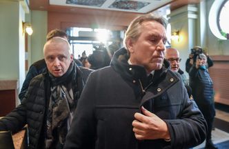 Ksiądz Rafał Sawicz i dom za milion. Tajemnice duchownego