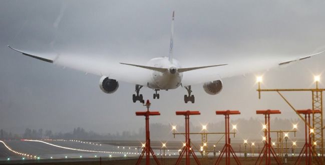 Niesamowite akrobacje Dreamlinera! To jest przyszłość samolotów