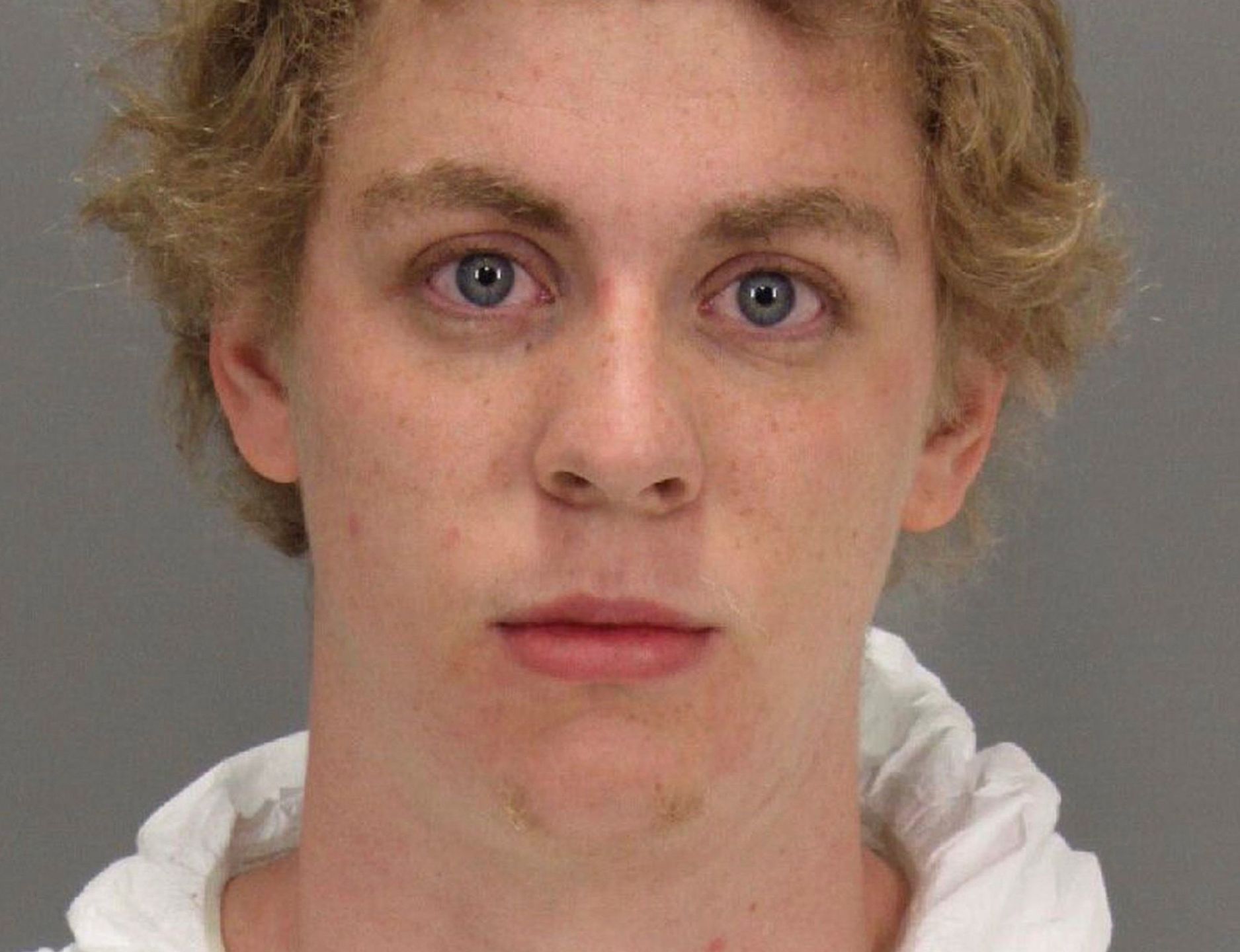 W czerwcu 2016 roku Brock Turner został oskarżony o gwałt na Emily Doe