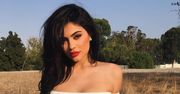 Sylwetka Kylie Jenner. Seksowna czy karykaturalna?