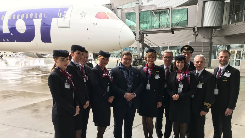 Dreamliner 787-9 będzie wykorzystywany w najbliższych tygodniach na trasach do Chicago