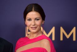 Zachwycająca Catherine Zeta-Jones na gali Emmy