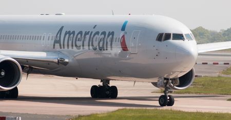 American Airlines promuje połączenia do Krakowa wódką. Zobacz kontrowersyjne wideo