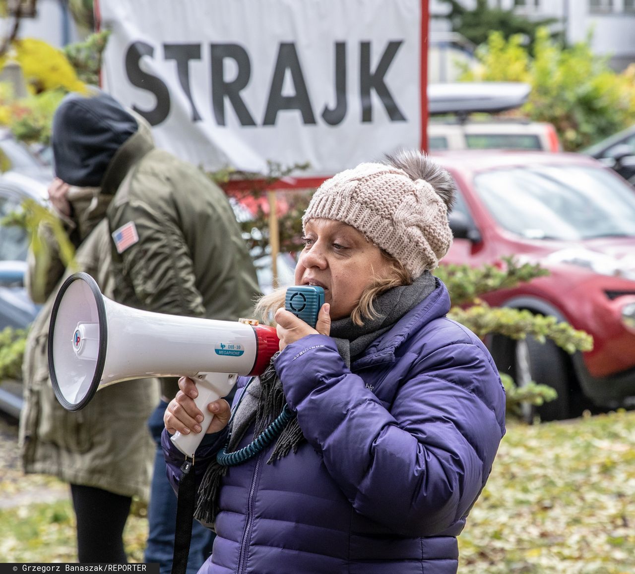 LOT ewakuuje Polaków z całego świata. Związek nie zostawia na akcji suchej nitki