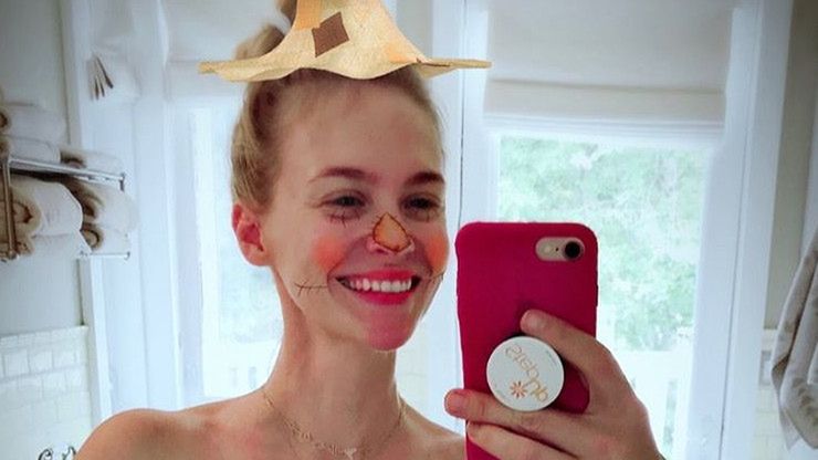January Jones odważnie na instagramie