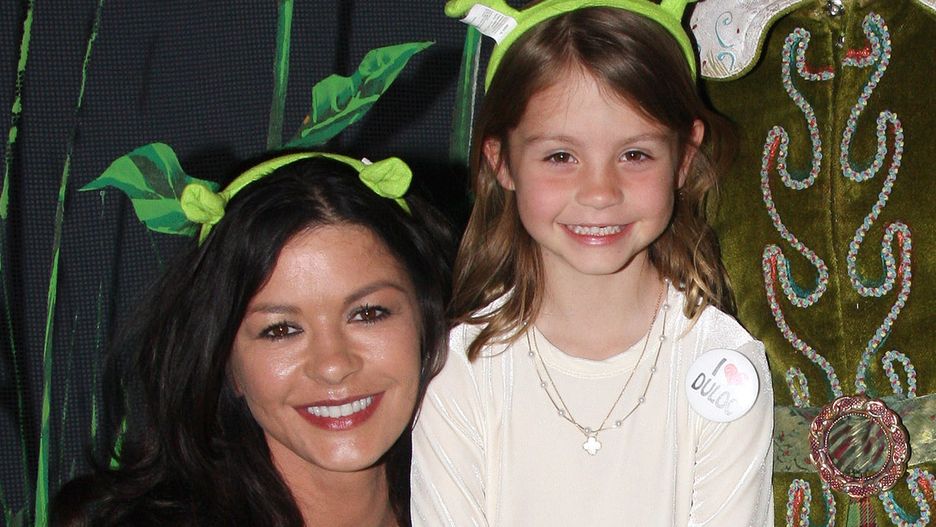 Catherine Zeta-Jones i jej córka Carys Zeta-Douglas kilka lat temu