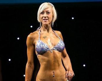 Schudła 45 kilogramów. Teraz wygrywa zawody bikini fitness