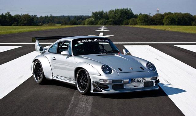 Porsche 993 GT2 od mcchip-dkr: jak wyścigowe