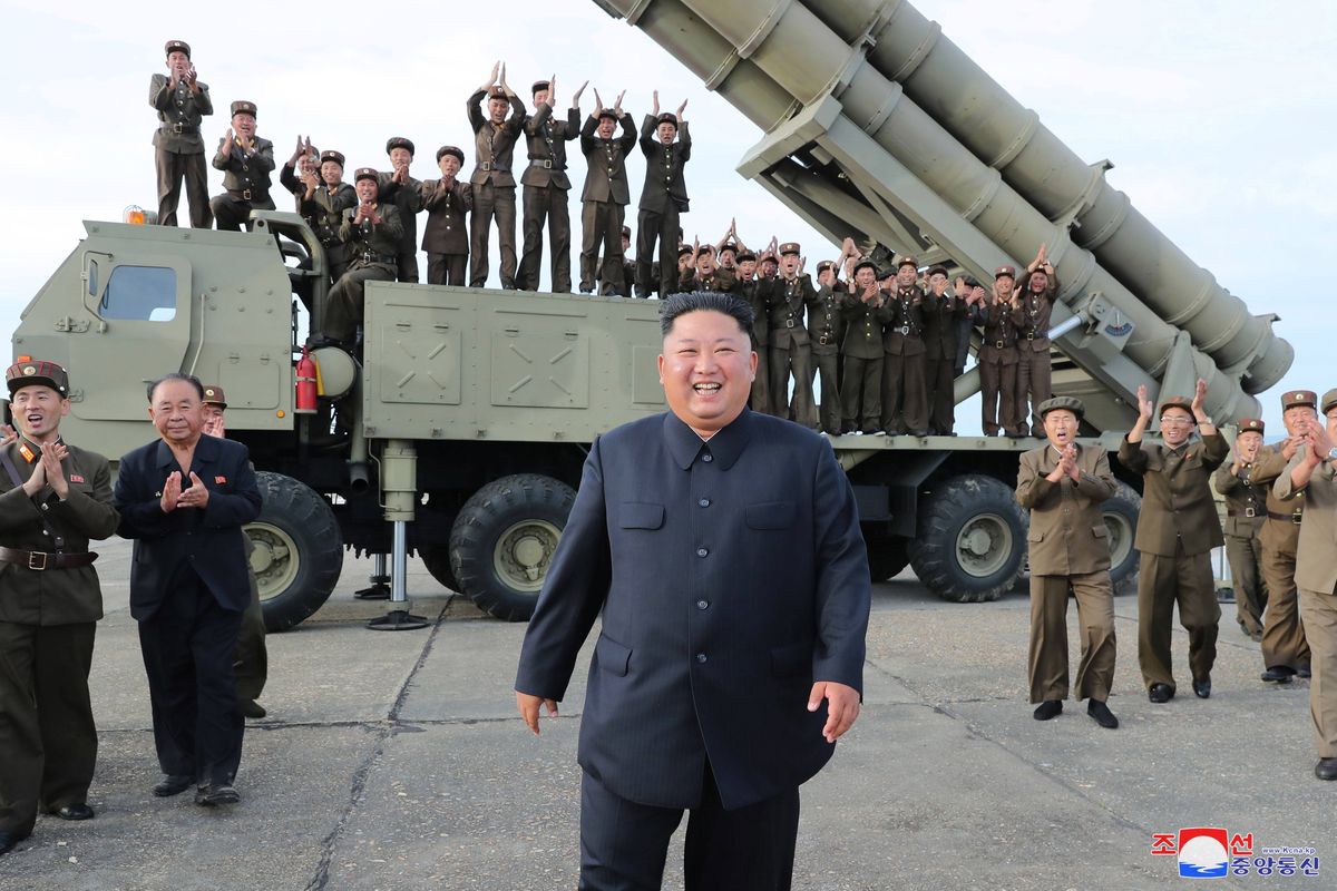 Korea Północna wystrzeliła dwa niezidentyfikowane pociski. Kilka godzin po negocjacjach nuklearnych
