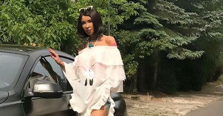 Eva Minge w nowej odsłonie. Nie wytrzymała długo w prostych włosach
