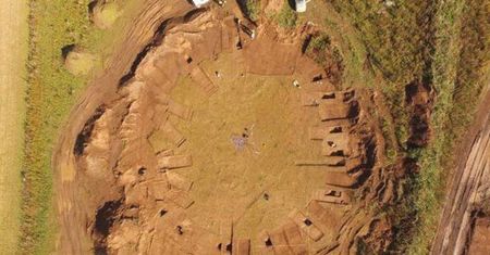Z krematorium zrobili saunę. Odkryli drewniane Stonehenge sprzed 4000 lat