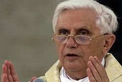 "Ratzinger próbował zakazać kardynałom kontaktów z prasą"