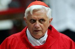 "PapaRatzi", czyli Benedykt XVI