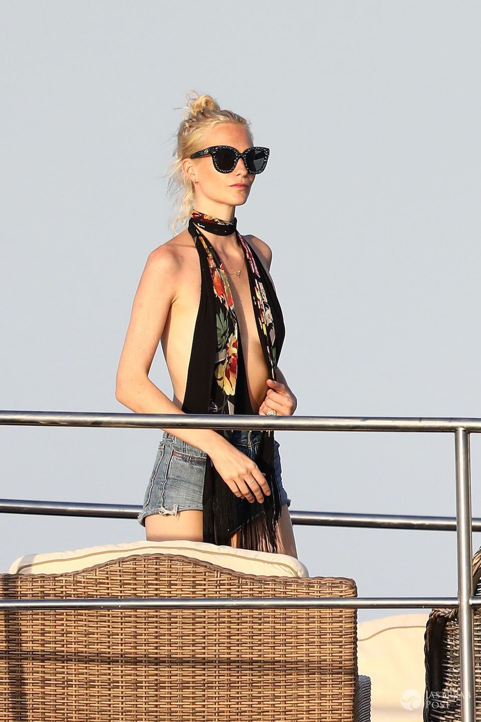 Cara Delevingne z siostrą Poppy w Saint Tropez