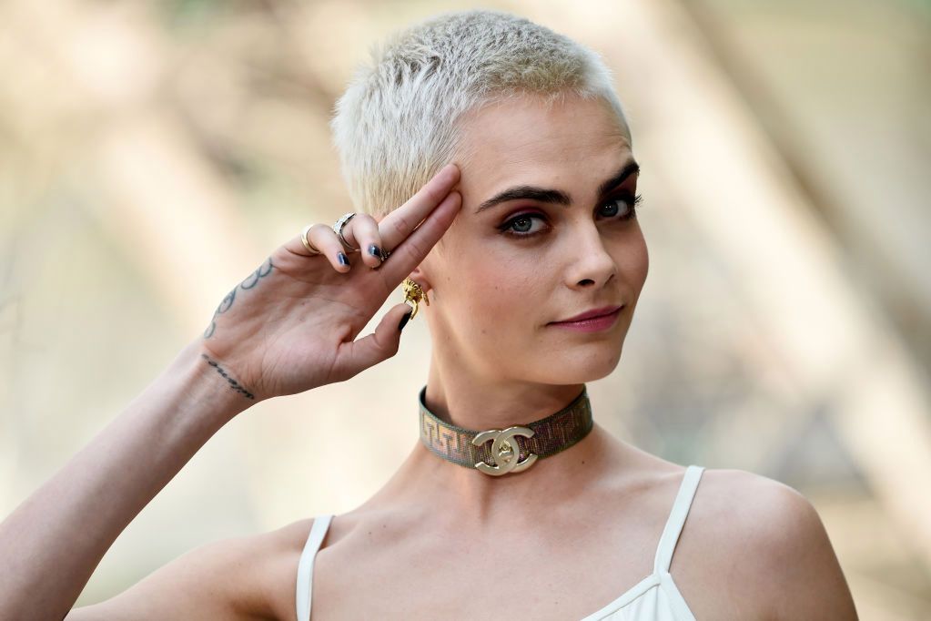 Futurystyczna Cara Delevingne w "GQ". Pokazała za dużo?