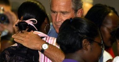 Bush będzie nadzorował śledztwo ws. pomocy po Katrinie