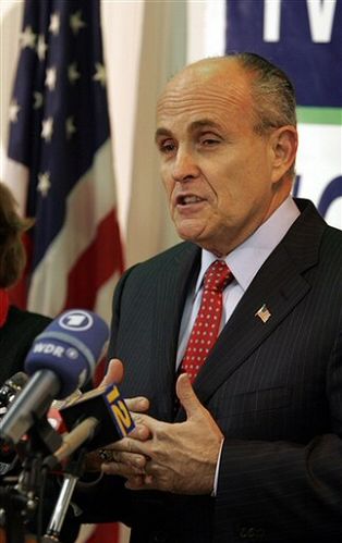 Giuliani potwierdza chęć kandydowania na prezydenta