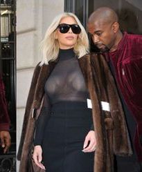 Kim Kardashian w prześwitującej bluzce! Pokazała za dużo?