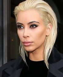 Kim Kardashian została blondynką!