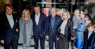 Najbogatsi mają problemy jak statystyczni Polacy?