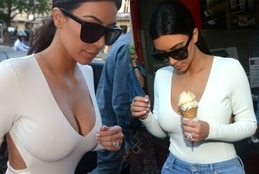 Kardashianka bez stanika!