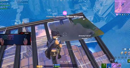Fortnite: 16-latek ofiarą "swattingu". Wszystko działo się podczas transmisji na żywo