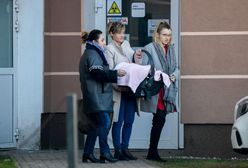 Daniel M. odebrał żonę ze szpitala. Przyjechał drogim autem