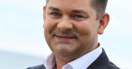 Tak wygląda filmowa rodzina Zenka Martyniuka. Podobna do oryginału?