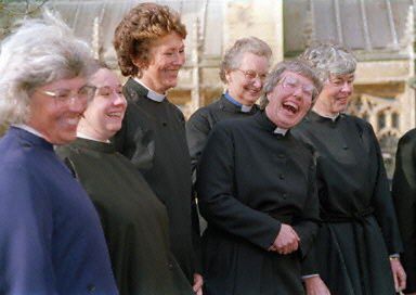 Kobiety-biskupi coraz bliżej