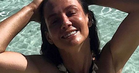 Internauci zaniemówili z wrażenia. Kinga Rusin pokazała się topless!